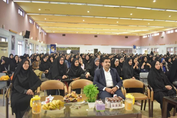 بزرگداشت روز دانشجو در پردیس فاطمه زهرا (س) اصفهان