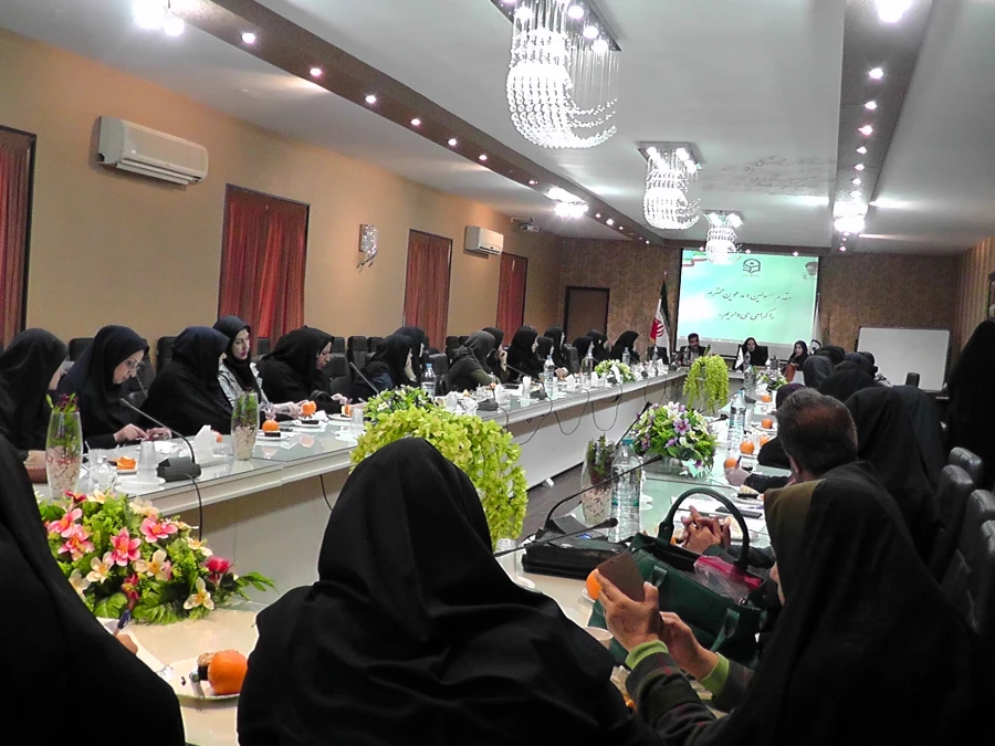 جلسه شورای عمومی پردیس با حضور اساتید ارجمند پردیس فاطمه زهرا (س) و مرکز آموزش عالی شهید رجایی 