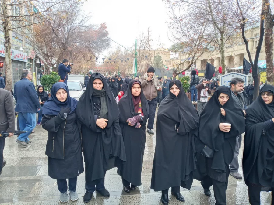 نصف جهان در سوگِ سردار عشق