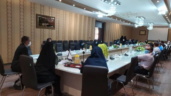 جلسه شورای اداری کارکنان پردیس فاطمه زهرا (س) 