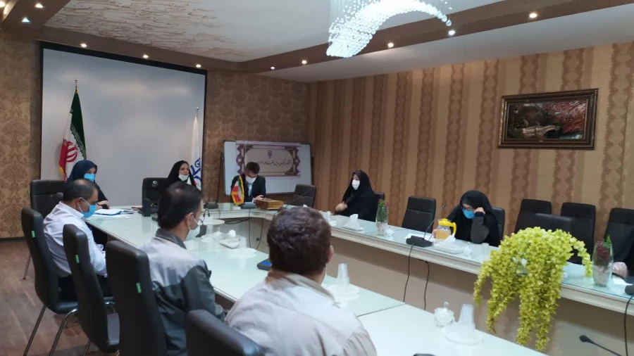 جلسه شورای اداری کارکنان پردیس فاطمه زهرا (س) 