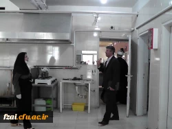 نشست صمیمی سرپرست  محترم به همراه رییس نهاد مقام معظم رهبری ،معاونت محترم توسعه منابع و امور دانشجویی و کارشناس مسئول نظارت و ارزیابی و امور حقوقی دانشگاه فرهنگیان استان اصفهان با کارکنان پردیس فاطمه زهرا(س)