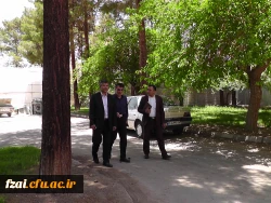 نشست صمیمی سرپرست  محترم به همراه رییس نهاد مقام معظم رهبری ،معاونت محترم توسعه منابع و امور دانشجویی و کارشناس مسئول نظارت و ارزیابی و امور حقوقی دانشگاه فرهنگیان استان اصفهان با کارکنان پردیس فاطمه زهرا(س)