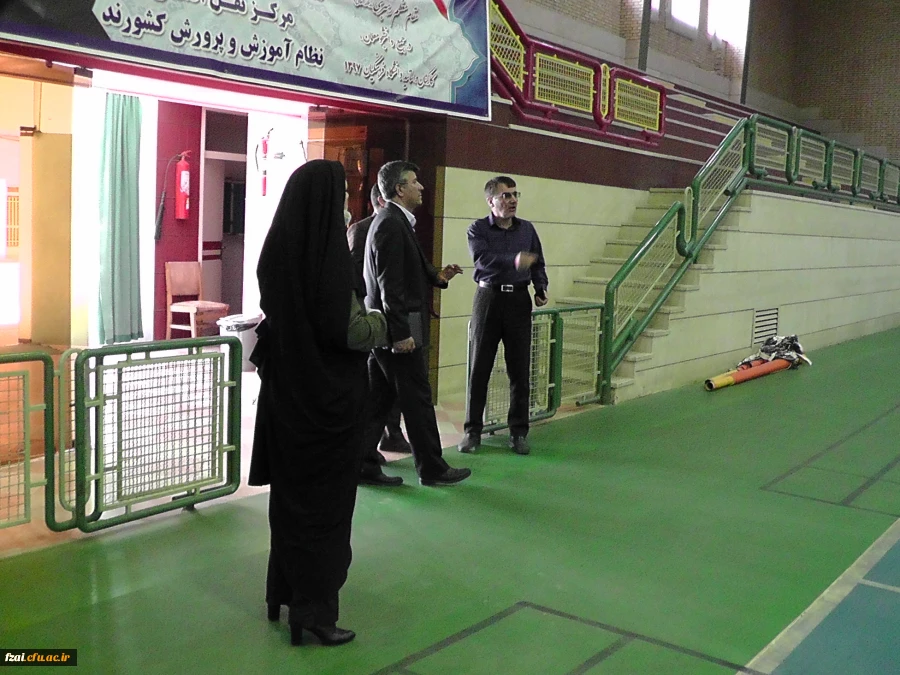 نشست صمیمی سرپرست  محترم به همراه رییس نهاد مقام معظم رهبری ،معاونت محترم توسعه منابع و امور دانشجویی و کارشناس مسئول نظارت و ارزیابی و امور حقوقی دانشگاه فرهنگیان استان اصفهان با کارکنان پردیس فاطمه زهرا(س)