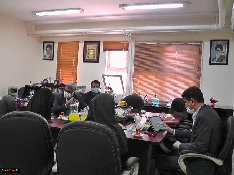 به گزارش روابط عمومی پردیس روز چهارشنبه 11 تیرماه 99 آقای عسگری مشاور عالی دکتر خنیفر در امور ایثارگران ،دکتر احمدی رئیس محترم اداره نظارت و ارزیابی و عملکرد سازمانیِ سازمان مرکزی دانشگاه فرهنگیان،از پردیس فاطمه زهرا (س) و حوزه های مختلف آن بازدید کردند و