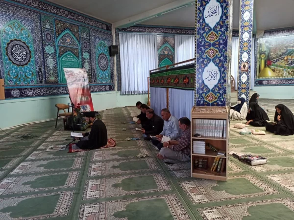 برگزاری مراسم قرائت زیارت عاشورا به مناسبت دهه اول ماه محرم