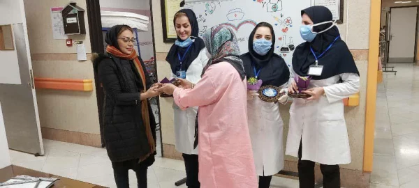 به مناسبت روز پرستار و میلاد حضرت زینب کبری(ع)
تقدیر از پرستاران بیمارستان خورشید