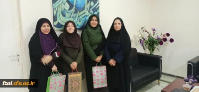 تقدیر وتشکر و اهدای جوایز به برگزیدگان مسابقه کتاب نگارش علمی