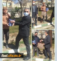 دکتر آقاحسینی به مناسبت هفته درختکاری  از باغبانان پردیس فاطمه زهرا (س) تقدیر نمود.