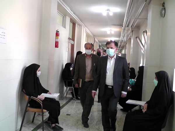 بازدیدمدیر کل آموزش و پرورش استان اصفهان به همراه سرپرست مدیریت امور پردیس های استان اصفهان از روند مصاحبه ی داوطلبین ورود به دانشگاه فرهنگیان در پردیس فاطمه زهرا(س)