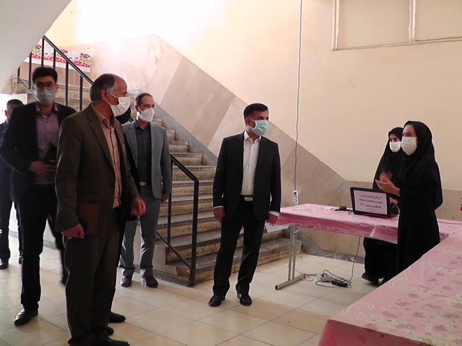 بازدیدمدیر کل آموزش و پرورش استان اصفهان به همراه سرپرست مدیریت امور پردیس های استان اصفهان از روند مصاحبه ی داوطلبین ورود به دانشگاه فرهنگیان در پردیس فاطمه زهرا(س)