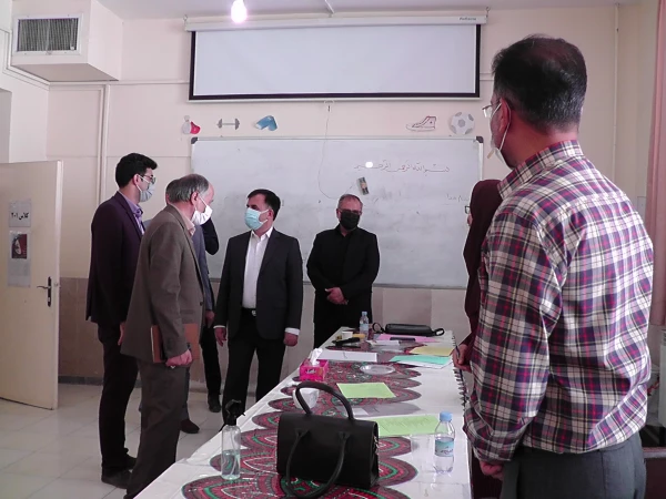 بازدیدمدیر کل آموزش و پرورش استان اصفهان به همراه سرپرست مدیریت امور پردیس های استان اصفهان از روند مصاحبه ی داوطلبین ورود به دانشگاه فرهنگیان در پردیس فاطمه زهرا(س)
