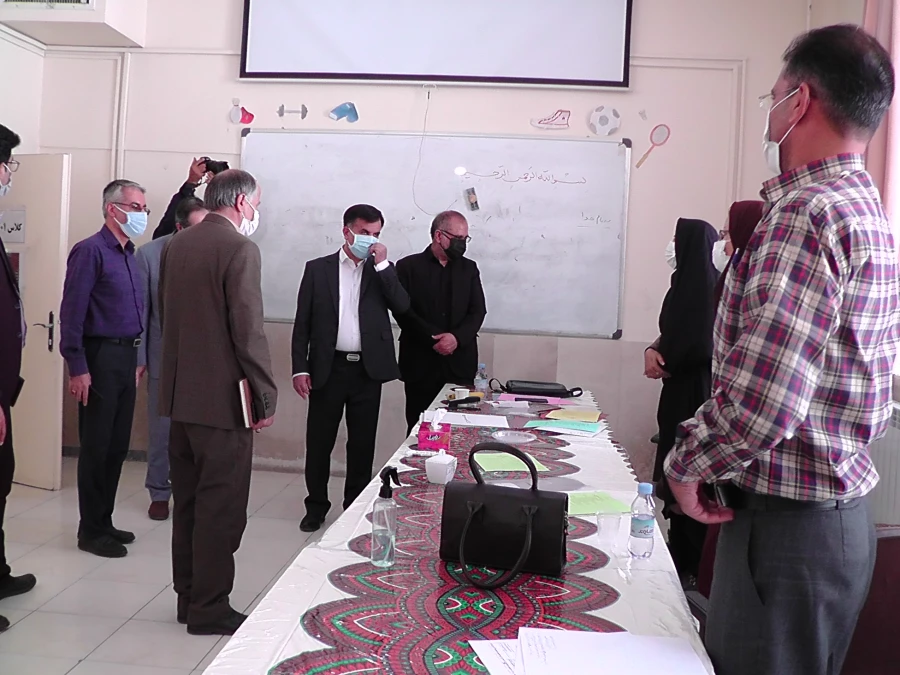 بازدیدمدیر کل آموزش و پرورش استان اصفهان به همراه سرپرست مدیریت امور پردیس های استان اصفهان از روند مصاحبه ی داوطلبین ورود به دانشگاه فرهنگیان در پردیس فاطمه زهرا(س)