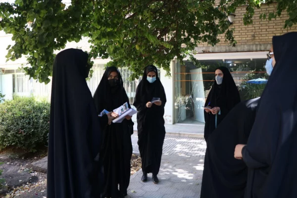 ثبت نام حضوری ورودی های 1400 هم اکنون در پردیس فاطمه زهرا (س) اصفهان