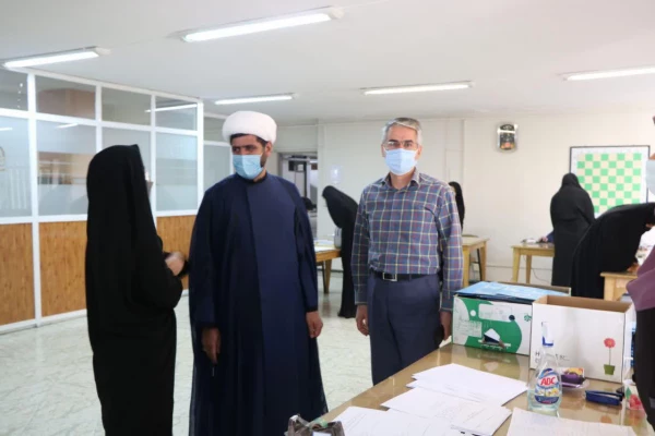 ثبت نام حضوری ورودی های 1400 هم اکنون در پردیس فاطمه زهرا (س) اصفهان