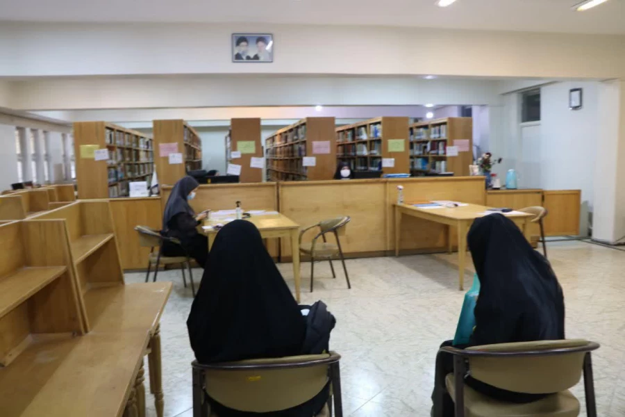 ثبت نام حضوری ورودی های 1400 هم اکنون در پردیس فاطمه زهرا (س) اصفهان