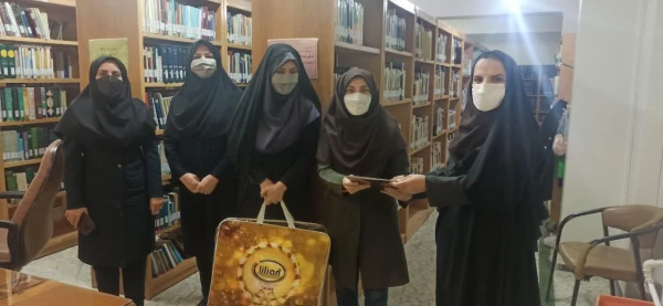 روز کتاب و کتابخوانی و کتابدار بر دوستداران کتاب مبارک باد.