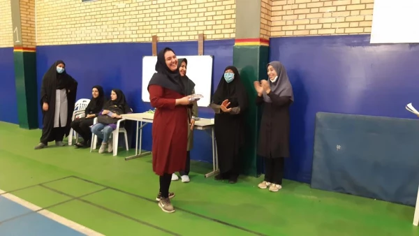 کارشناس تربیت بدنی پردیس فاطمه زهرا (س) با کمک انجمن ورزشی خوابگاه به مناسبت هفته سرایی دانشجویی پردیس فاطمه زهرا (س)  برگزار کرد.