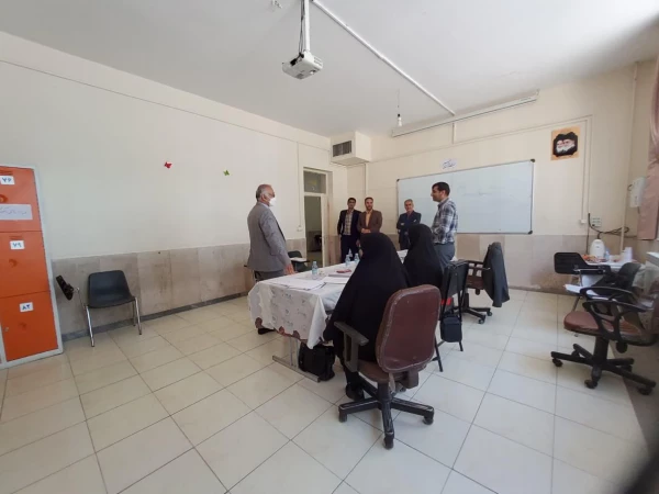 بازدید معاونت اداره کل آموزش و پرورش از روند برگزاری مصاحبه داوطلبان ورود به دانشگاه فرهنگیان پردیس فاطمه زهرا (س) اصفهان