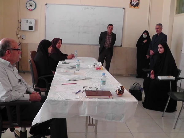 سرپرست دانشگاه فرهنگیان اصفهان از فرایند برگزاری مصاحبه داوطلبان ورود به  دانشگاه فرهنگیان از پردیس فاطمه زهرا (س) اصفهان بازدید کرد