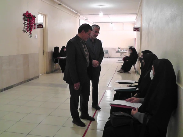 سرپرست دانشگاه فرهنگیان اصفهان از فرایند برگزاری مصاحبه داوطلبان ورود به  دانشگاه فرهنگیان از پردیس فاطمه زهرا (س) اصفهان بازدید کرد