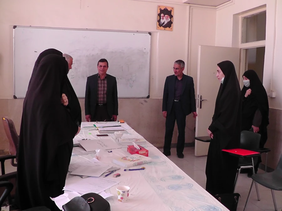 سرپرست دانشگاه فرهنگیان اصفهان از فرایند برگزاری مصاحبه داوطلبان ورود به  دانشگاه فرهنگیان از پردیس فاطمه زهرا (س) اصفهان بازدید کرد