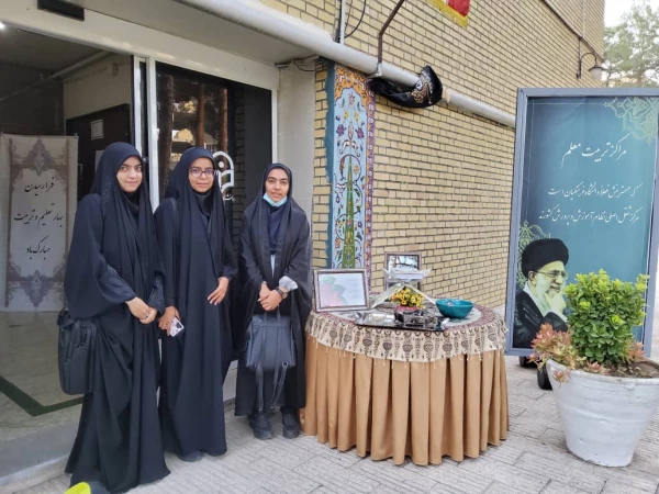 شروع سال تحصیلی پردیس فاطمه زهرا (س) مهرماه1401 به روایت تصویر