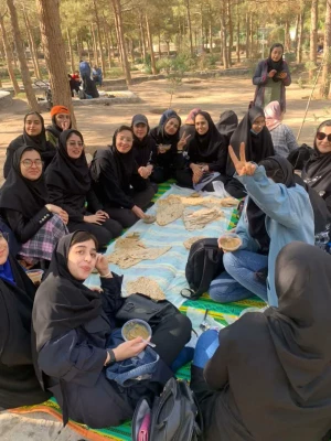 همایش کوه گشت   دانشجومعلمان دانشگاه فرهنگیان پردیس فاطمه زهرا (س) اصفهان