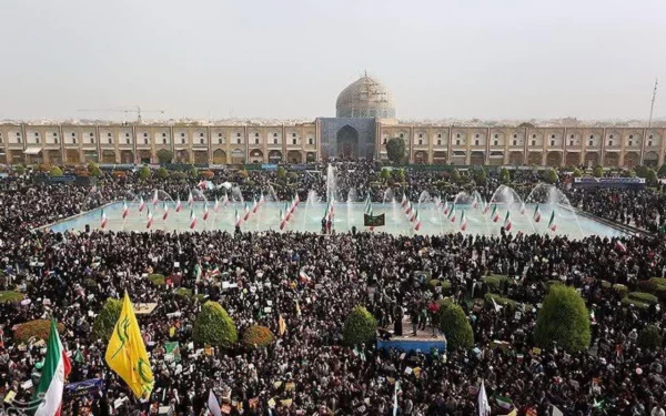 حضور دانشجومعلمان پردیس فاطمه زهرا(س)  در راهپیمایی ۱۳ آبان