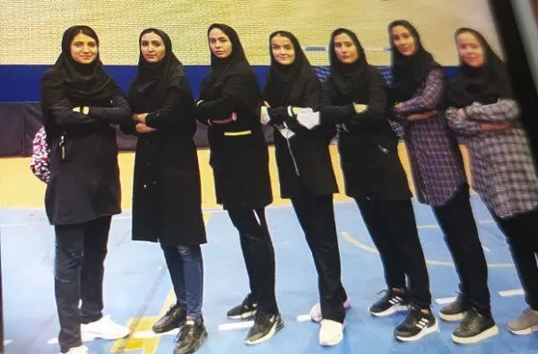 برگزاری مسابقات ورزش همگانی و والیبال به مناسبت هفته تربیت بدنی 