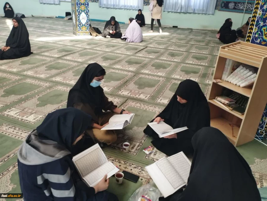 اجرای طرح «دوشنبه های قرآنی» در پردیس فاطمه زهرا(س)