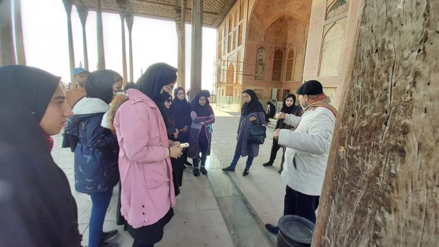 بازدید از کاخ عالی قاپو اصفهان