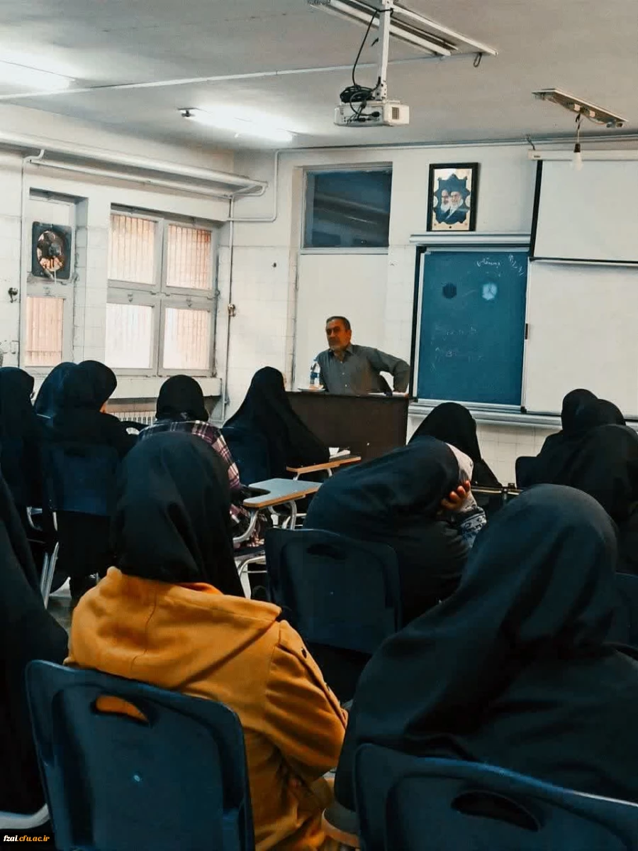 برگزاری دوره آموزشی با عنوان زندگی با طعم فلسفه