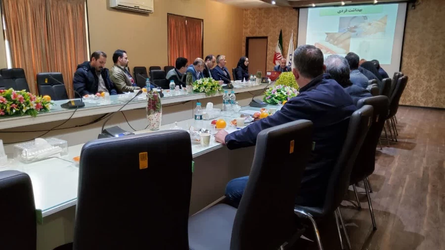 دوره 4 ساعته بهداشت تغذیه و نگهداری مواد غذایی با حضور کارشناسان متخصص اداره بهداشت استان