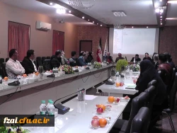 دوره 4 ساعته بهداشت تغذیه و نگهداری مواد غذایی با حضور کارشناسان متخصص اداره بهداشت استان