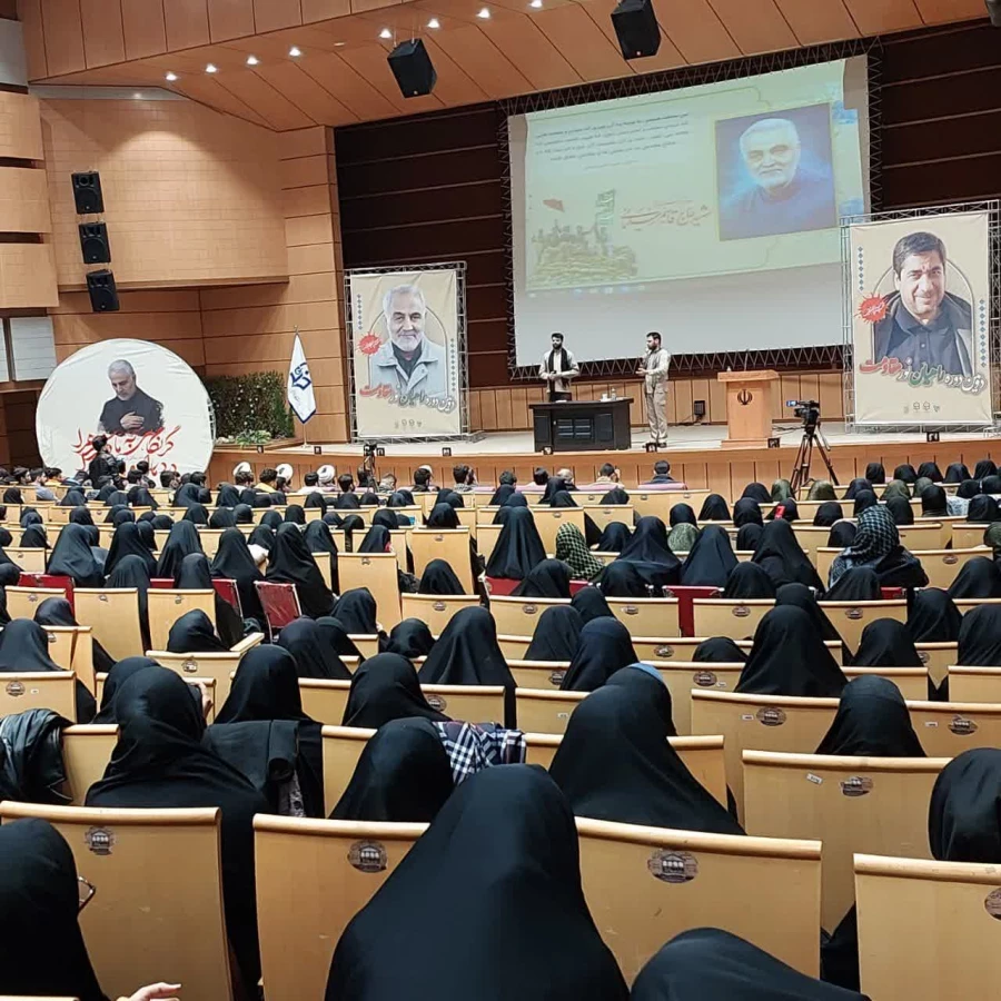 حضور دانشجومعلمان در دوره ی راهیان نور مقاومت کرمان