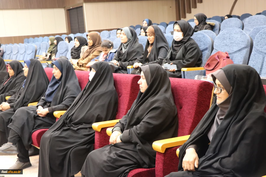 مراسم گرامیداشت مقام زن در پردیس فاطمه الزهرا(س)