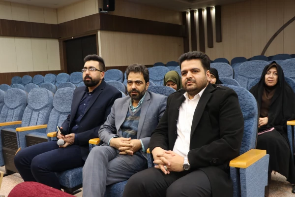 مراسم گرامیداشت مقام زن در پردیس فاطمه الزهرا(س)