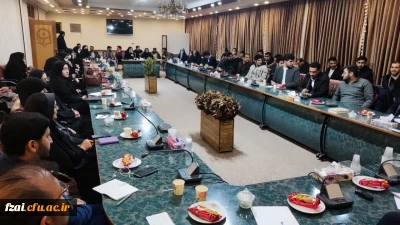 برگزاری نشست گفتگو محور با حضور دبیر قرارگاه اجراسازی سند تحول

