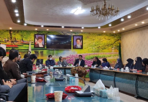 برگزاری نشست گفتگو محور با حضور دبیر قرارگاه اجراسازی سند تحول