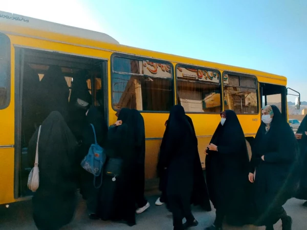 حضور دانشجویان دانشگاه فرهنگیان پردیس فاطمه زهرا (س) اصفهان در راهپیمایی ۲۲ بهمن