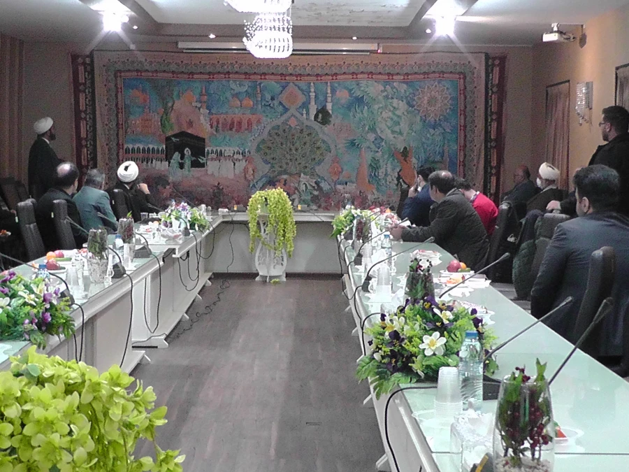 بر گزاری جلسه هم اندیشی مهدویت و امضاء تفاهم نامه  در دانشگاه فرهنگیان استان اصفهان