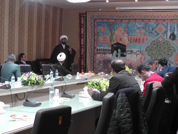 بر گزاری جلسه هم اندیشی مهدویت و امضاء تفاهم نامه  در دانشگاه فرهنگیان استان اصفهان