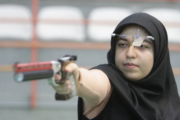 انتخاب دو دانشجو معلم پردیس فاطمه زهرا (س) اصفهان به عنوان عضو تیم ملی تیراندازی