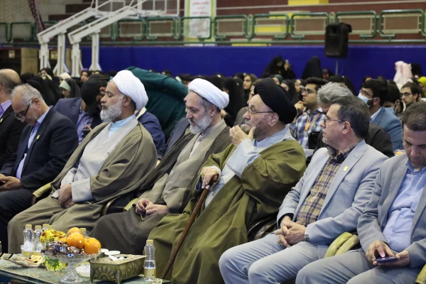 افتتاحیه هفتمین گردهمایی سراسری تشکل های دانشجویی دانشگاه فرهنگیان به میزبانی اصفهان 