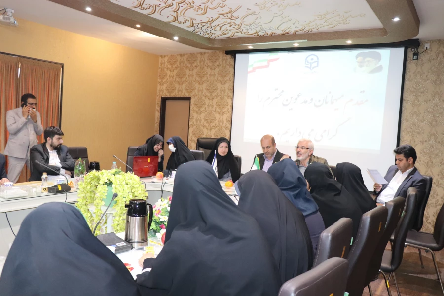 نشست سرپرستان در هفتمین گردهمایی سراسری تشکل های دانشجویی دانشگاه فرهنگیان پردیس فاطمه زهرا (س)