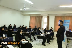 برگزاری کلاس های همایش رویش با حضور بیش از سیصد نفر از دانشجویان تشکل ها و انجمن های دانشجویی دانشگاه فرهنگیان در پردیس فاطمه زهرا (س) اصفهان 