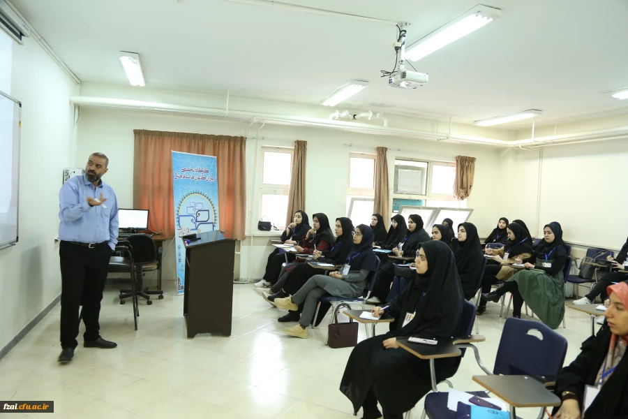 برگزاری کلاس های همایش رویش با حضور بیش از سیصد نفر از دانشجویان تشکل ها و انجمن های دانشجویی دانشگاه فرهنگیان در پردیس فاطمه زهرا (س) اصفهان 