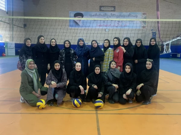 برگزاری لیگ  والیبال 
پردیس فاطمه زهرا (س) اصفهان