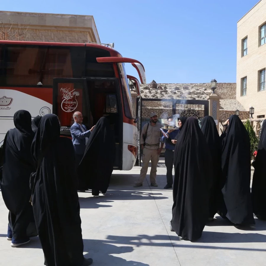 اردوی راهیان نور خواهران استان اصفهان پردیس فاطمه زهرا (س)